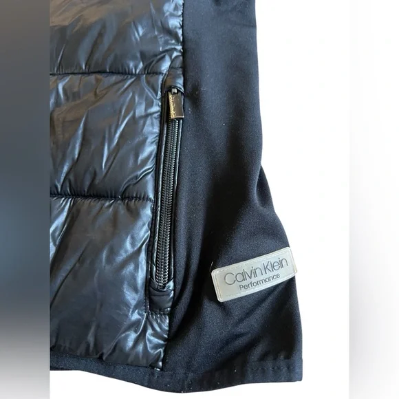 Calvin Klein Performance Black Funnel-Neck Puffer Full-Zip Vest Sz XS Athleisure - Picture 4 of 10